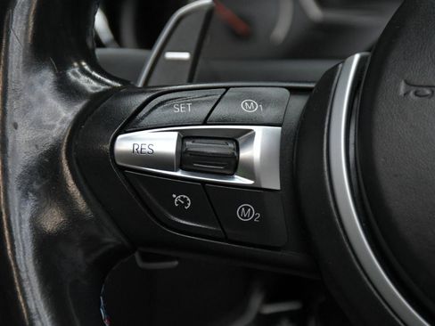 Used 2017 BMW M6 Convertible RWD image 25