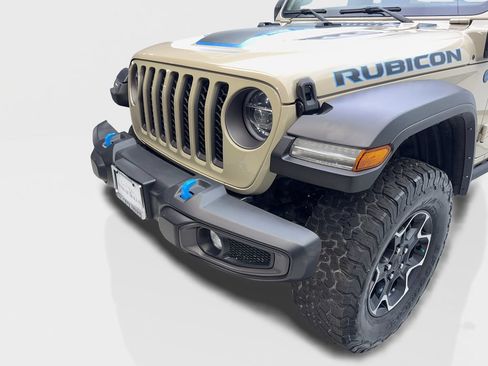 Used 2022 Jeep Wrangler Unlimited Rubicon 4xe AWD/4WD image 16