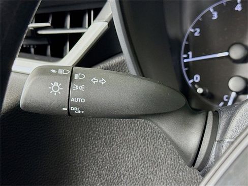 Certified 2025 Toyota Corolla LE image 14