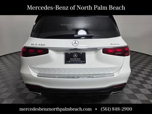 New 2026 Mercedes-Benz GLS 450 4MATIC image 5