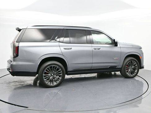 Used 2023 Cadillac Escalade V image 8