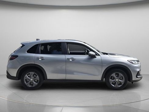 Certified 2026 Honda HR-V LX image 3