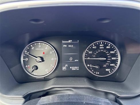 Used 2025 Subaru Outback Onyx Edition image 28