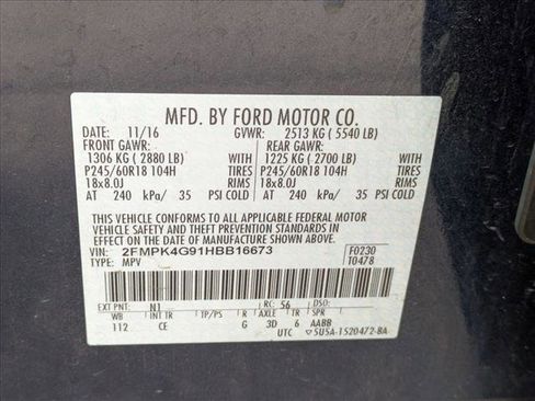 Used 2017 Ford Edge SE image 16