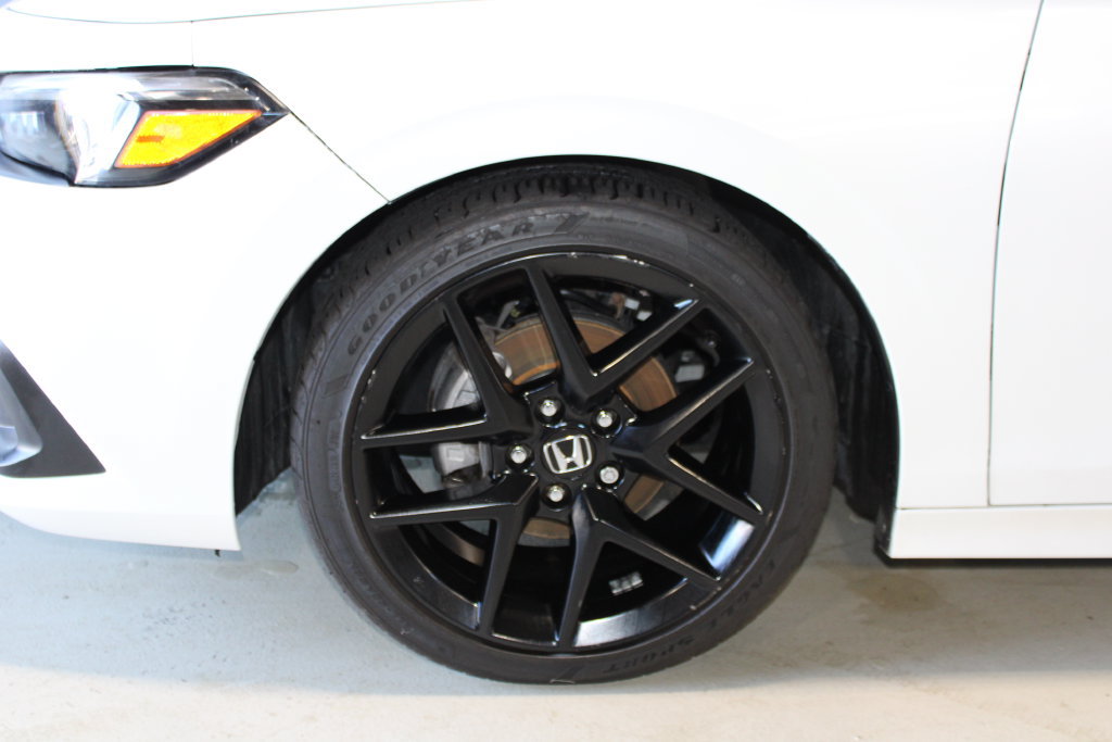 Used 2022 Honda Civic Sport image 4