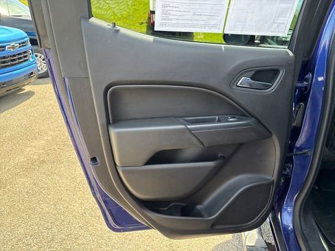 Used 2017 Chevrolet Colorado LT w/ LT Convenience Package AWD/4WD image 19