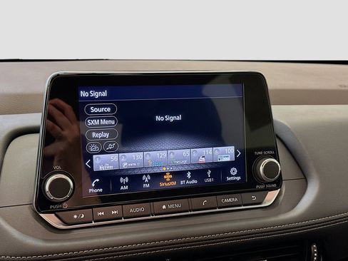 Used 2023 Nissan Rogue SL image 21