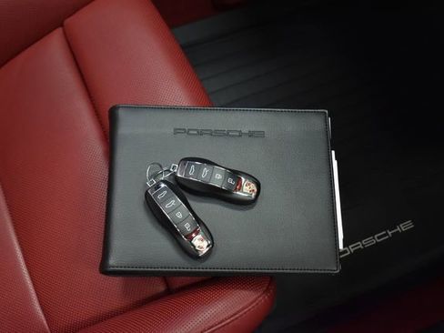 Used 2022 Porsche 718 Boxster GTS image 6