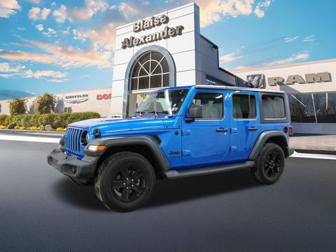 Used 2021 Jeep Wrangler Unlimited Sport w/ Dual Top Group image 10
