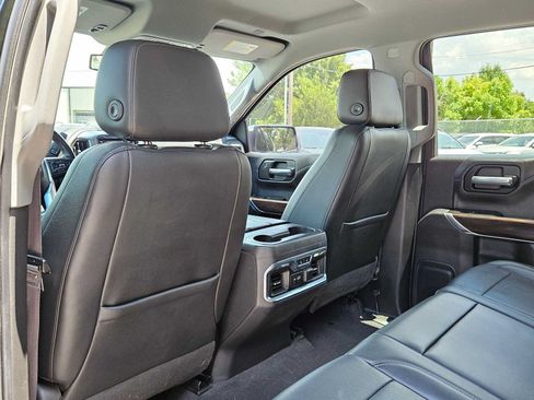 Used 2020 GMC Sierra 1500 SLT AWD/4WD image 17