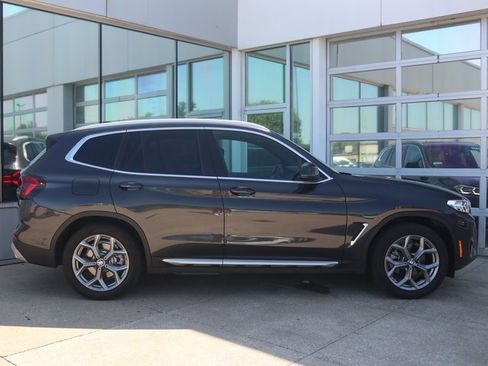 Used 2024 BMW X3 xDrive30i w/ Convenience Package image 4