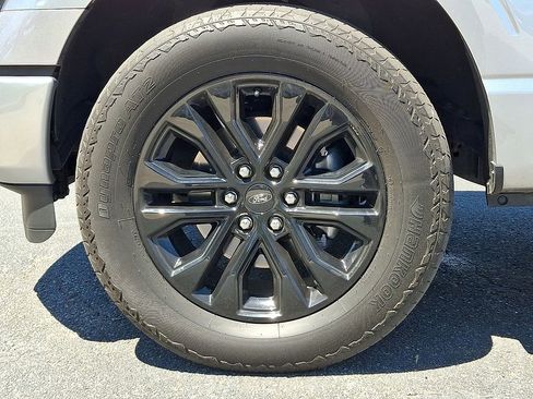 Used 2024 Ford F150 Lariat w/ FX4 Off-Road Package AWD/4WD image 8