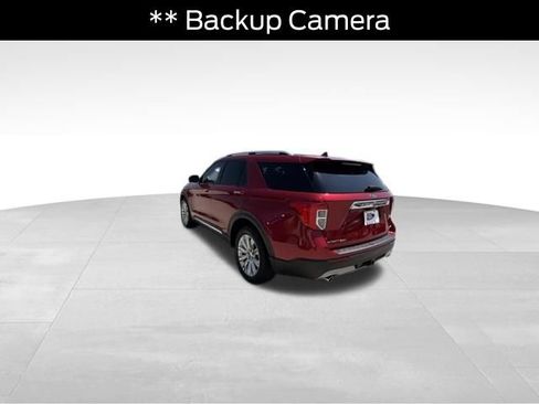 Used 2023 Ford Explorer Limited w/ Equipment Group 301A AWD/4WD image 3