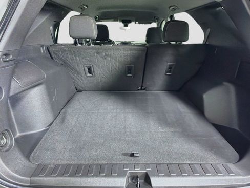 Used 2022 Chevrolet Equinox LT FWD image 27
