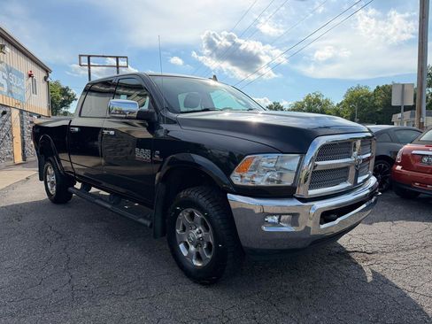 Used 2018 RAM 2500 SLT AWD/4WD image 7