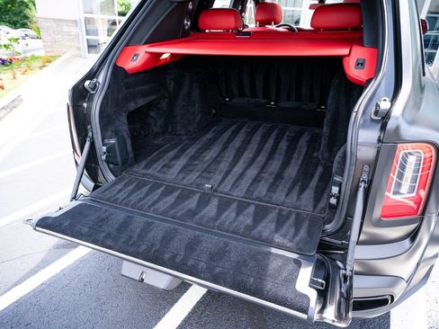 Used 2019 Rolls-Royce Cullinan AWD/4WD image 55