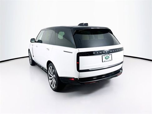 New 2025 Land Rover Range Rover Long Wheelbase SE image 7