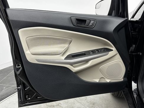 Used 2022 Ford EcoSport S image 10