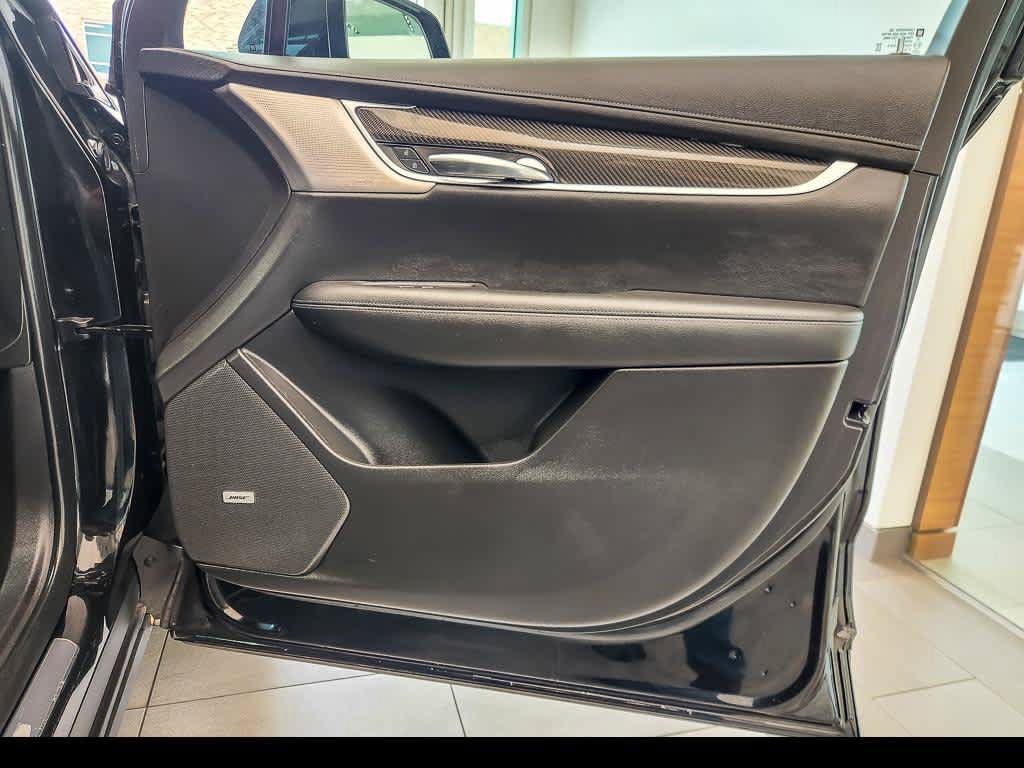 Used 2022 Cadillac XT6 Sport w/ Technology Package AWD/4WD image 25