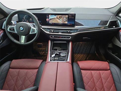 Used 2026 BMW X6 xDrive40i image 10