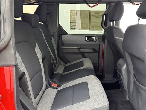 Used 2021 Ford Bronco Big Bend AWD/4WD image 29