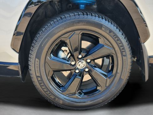Used 2021 Toyota RAV4 XSE AWD/4WD image 38