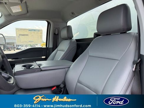 New 2025 Ford F550 2WD Regular Cab Super Duty image 17