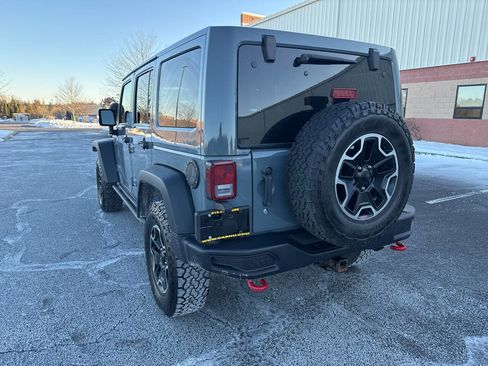 Used 2013 Jeep Wrangler Unlimited Rubicon image 16