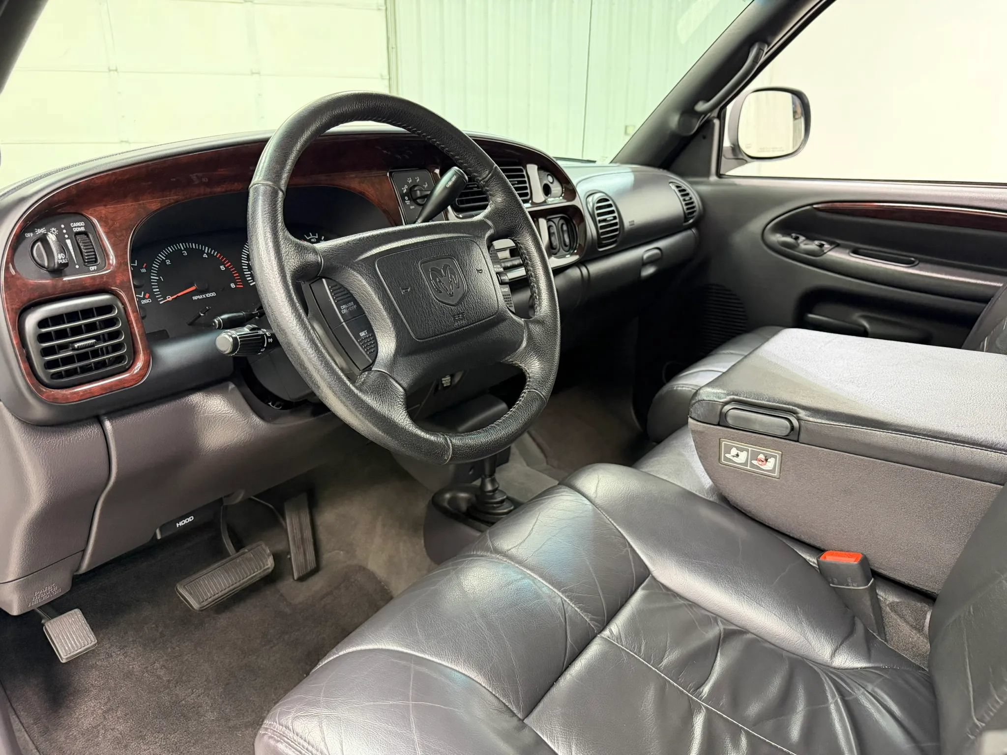 Used 2001 Dodge Ram 2500 Truck 4x4 Quad Cab image 12