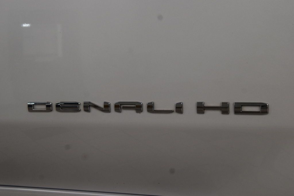 Used 2025 GMC Sierra 2500 Denali Ultimate AWD/4WD image 16