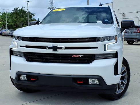 Used 2021 Chevrolet Silverado 1500 RST AWD/4WD image 2