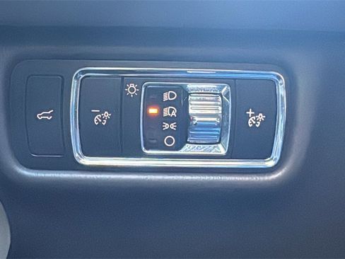 Used 2023 Lincoln Aviator Reserve image 18