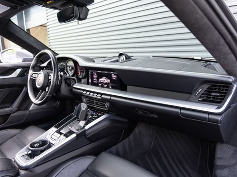 Certified 2021 Porsche 911 Turbo S AWD/4WD image 33