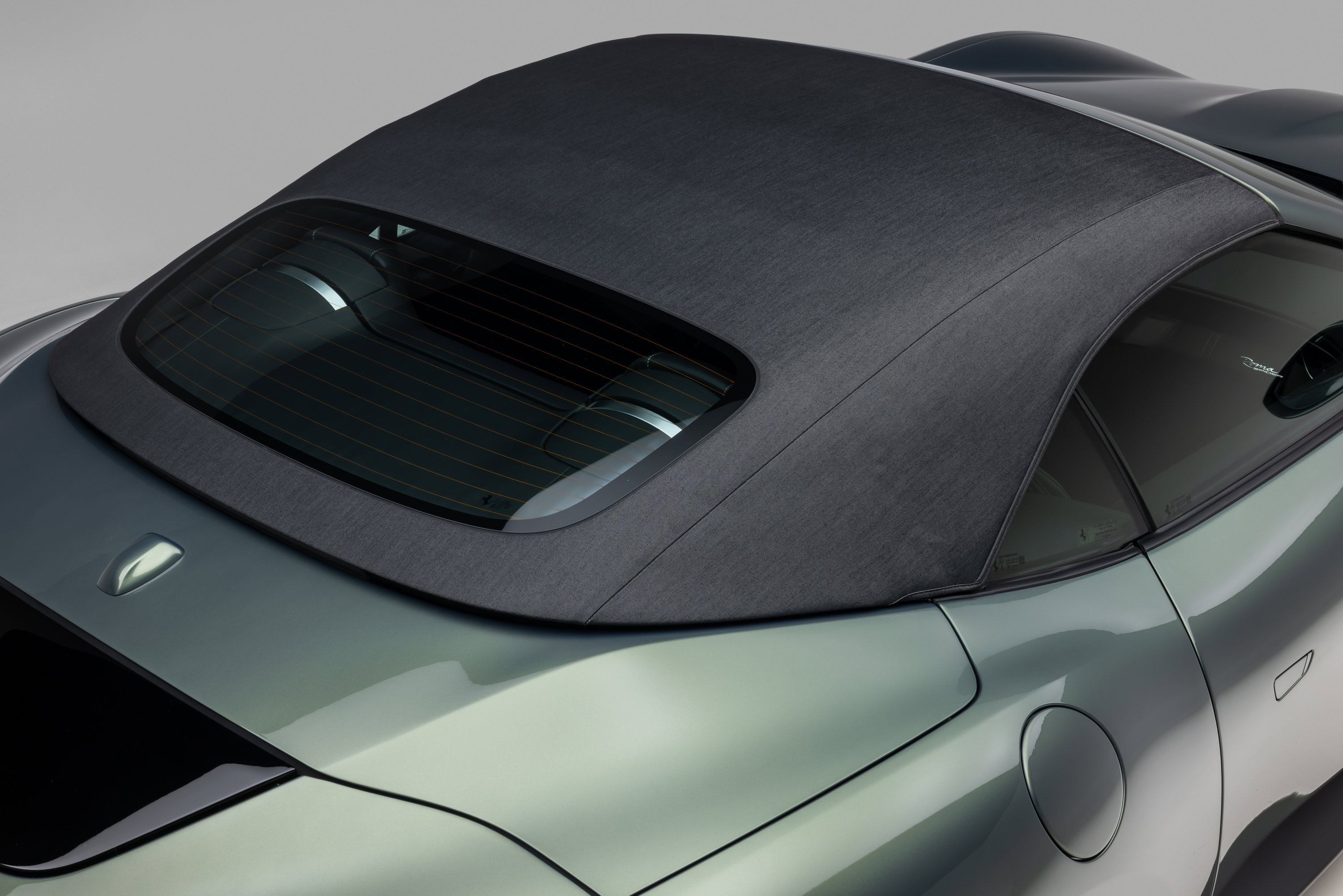 Certified 2026 Ferrari Roma Spider RWD image 17