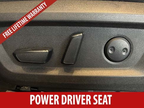 Used 2023 Nissan Rogue SV AWD/4WD image 7