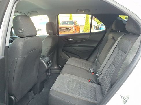 Used 2023 Chevrolet Equinox LT AWD/4WD image 10
