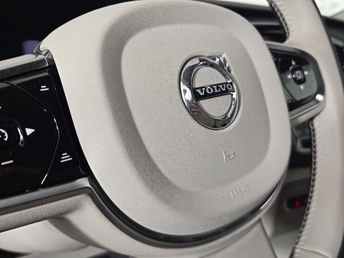 Used 2024 Volvo XC90 T8 Plus AWD/4WD image 27