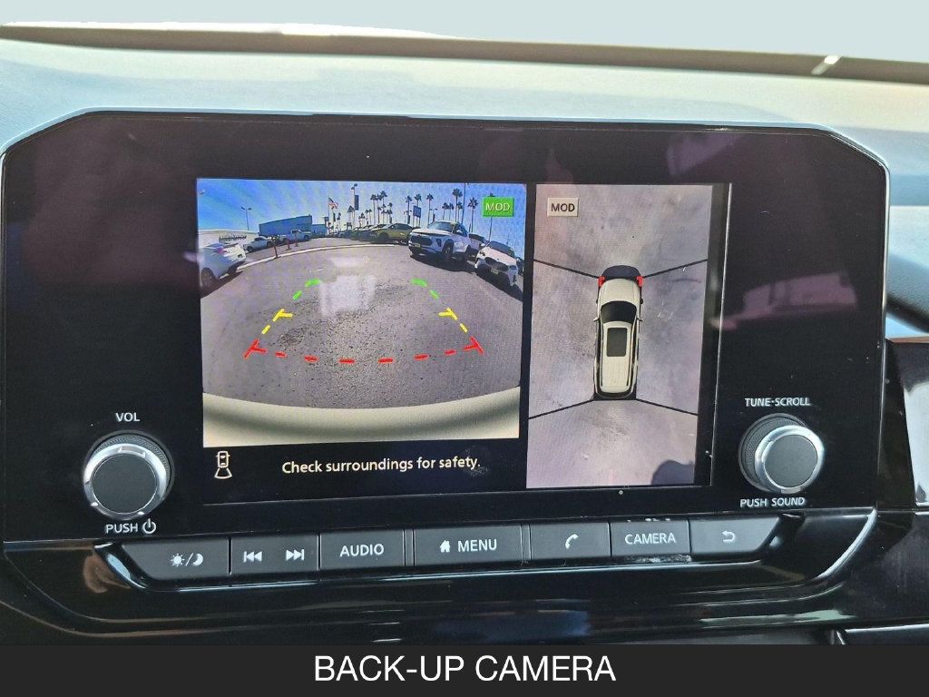 Used 2024 Nissan Pathfinder Rock Creek AWD/4WD image 21