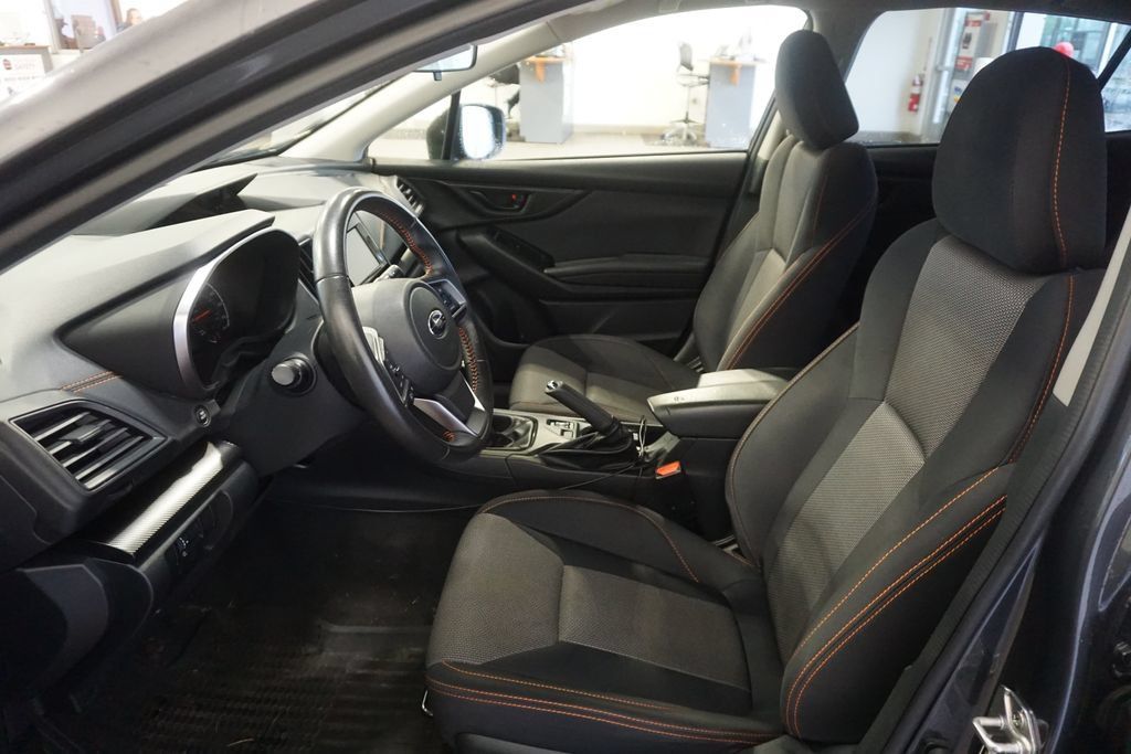 Used 2023 Subaru Crosstrek 2.0i Premium AWD/4WD image 17