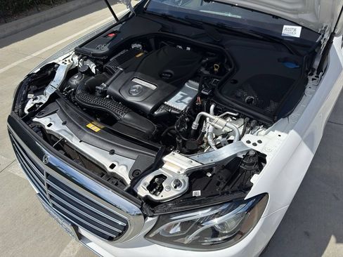 Used 2018 Mercedes-Benz E 300 image 5