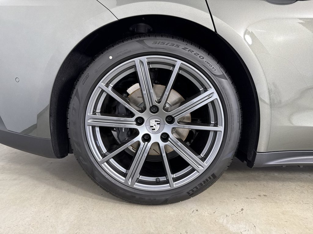 New 2026 Porsche Panamera 4 AWD/4WD image 16
