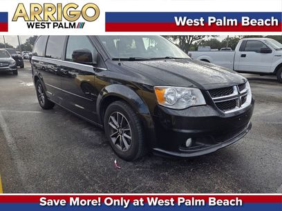 Used 2017 Dodge Grand Caravan SXT w/ Driver Convenience Group