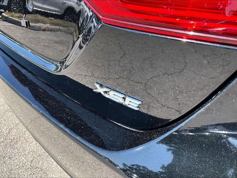 Used 2024 Toyota Camry XSE FWD image 10