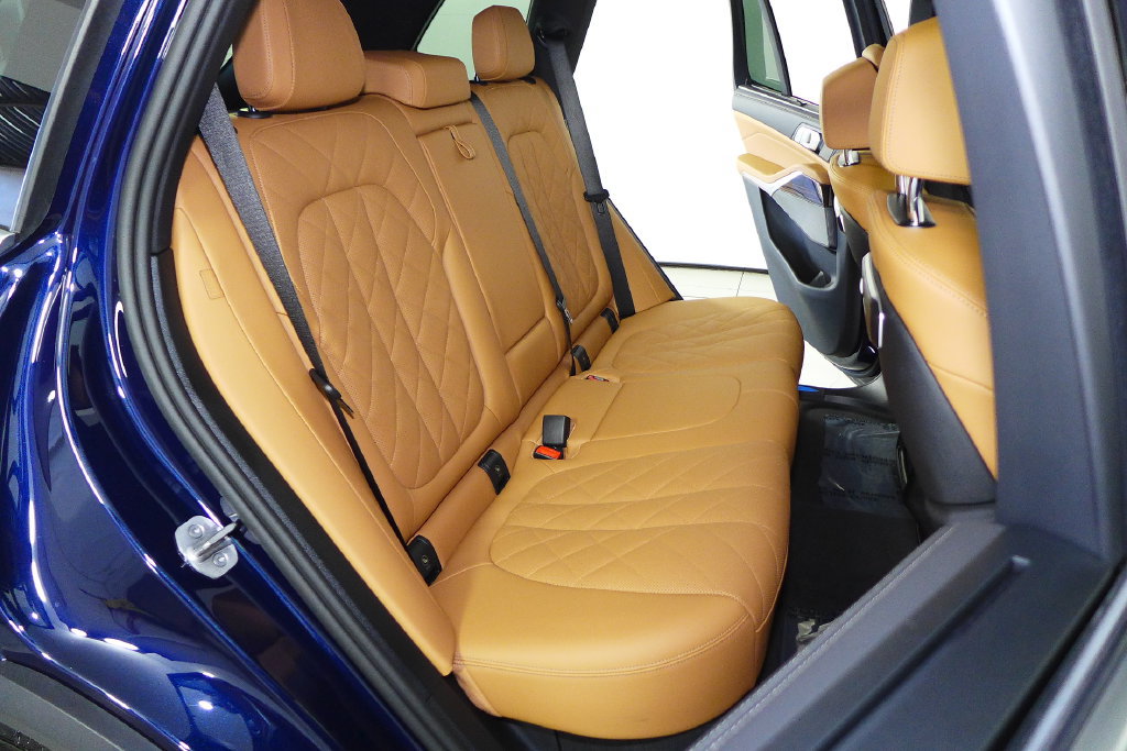 Used 2026 BMW X5 xDrive40i w/ Climate Comfort Package AWD/4WD image 20
