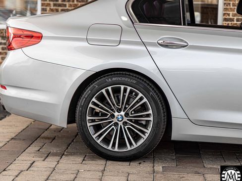 Used 2018 BMW 530i xDrive w/ Premium Package AWD/4WD image 27