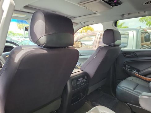 Used 2018 Chevrolet Tahoe Premier AWD/4WD image 12