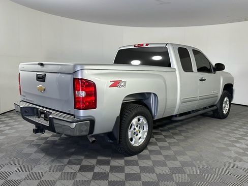 Used 2011 Chevrolet Silverado 1500 LT w/ All-Star Edition AWD/4WD image 5