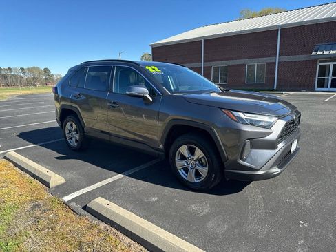 Used 2022 Toyota RAV4 XLE image 2