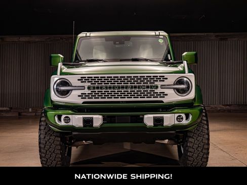 Used 2025 Ford Bronco Badlands image 4