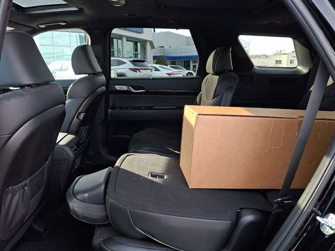 Used 2024 Hyundai Palisade Calligraphy image 10